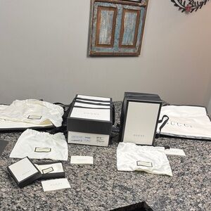 Gucci dust bag and box Collection EUC